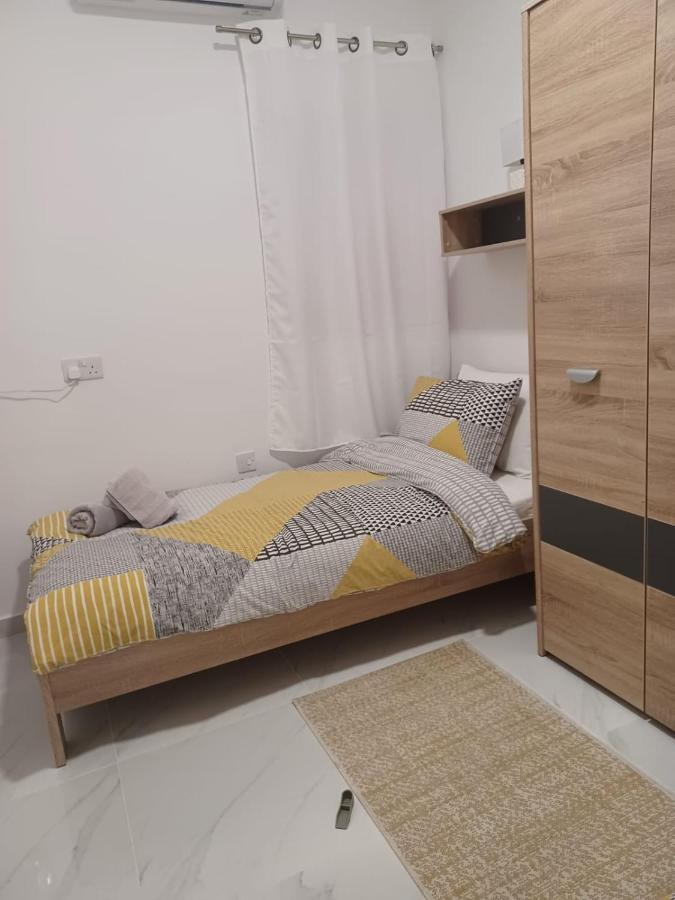 Beautiful Sliema Seaview Apt Экстерьер фото